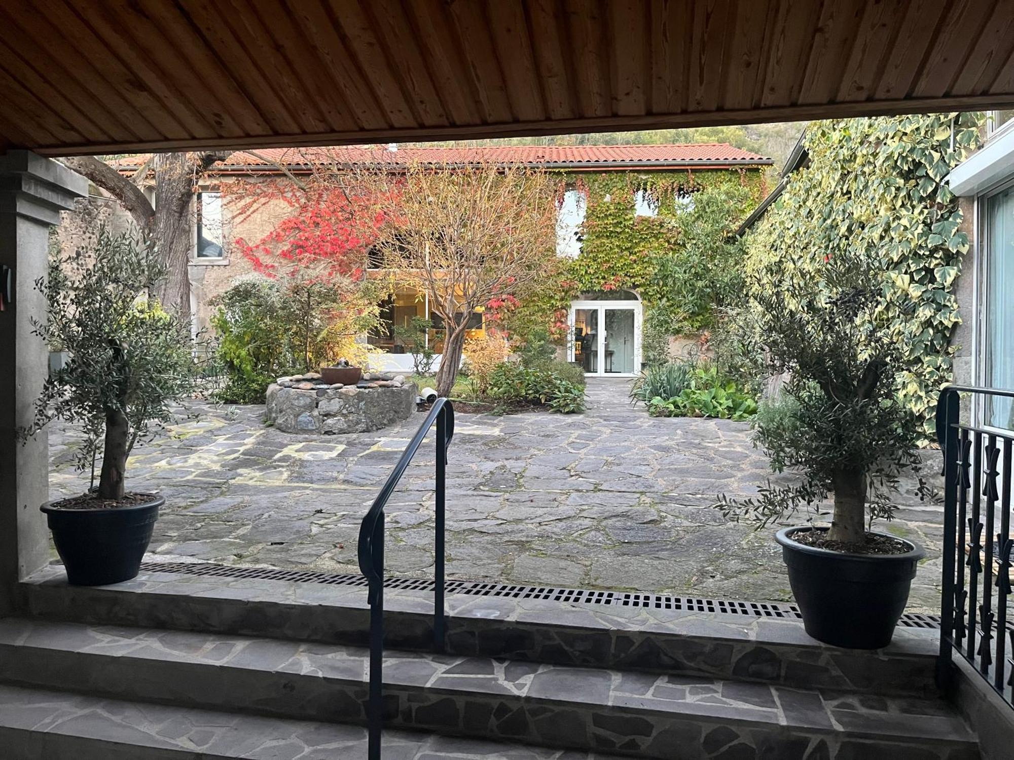 La Cour Carree Perrier Exterior foto